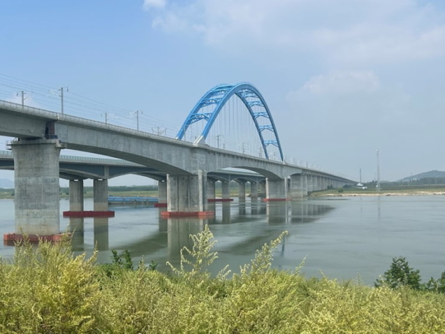 hanjiang-bridge-yangtze-river-china